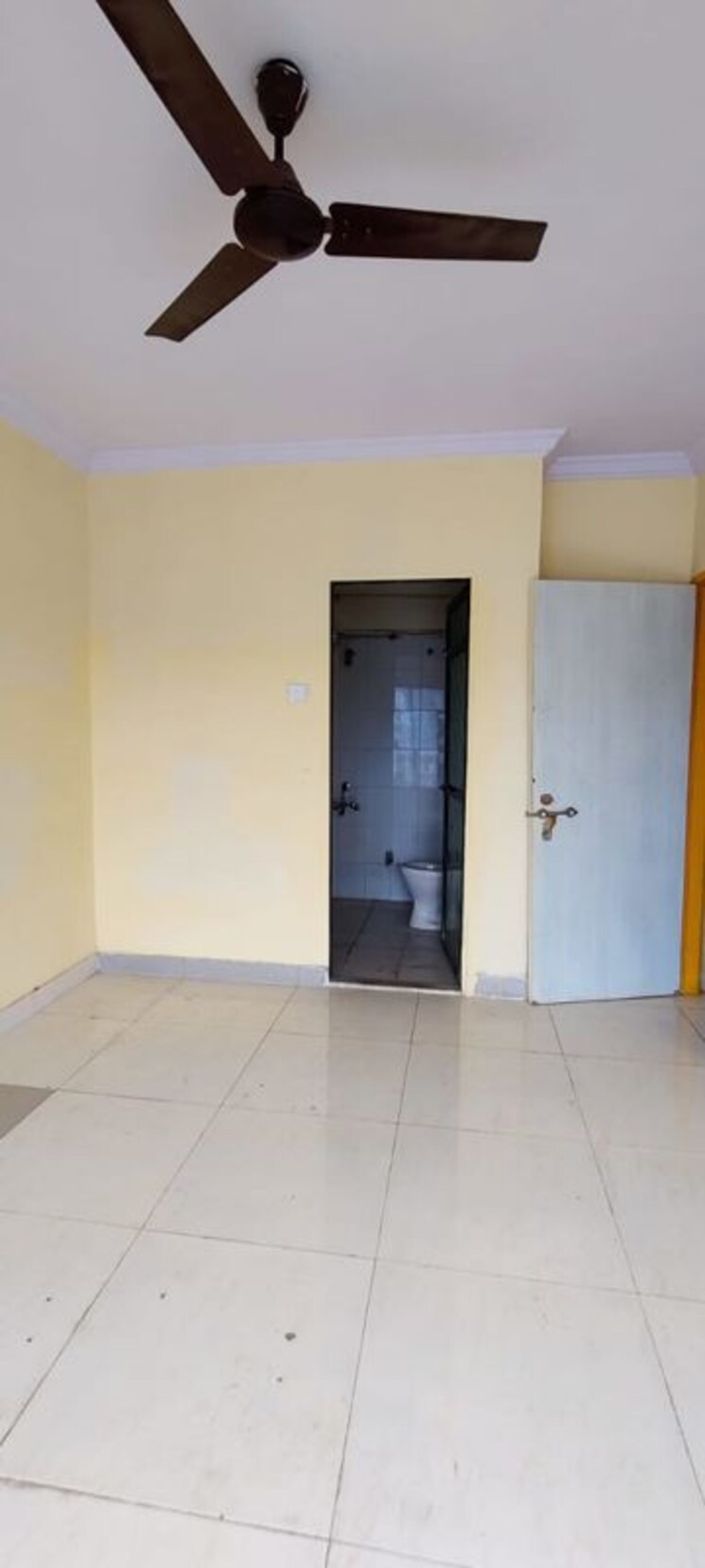 Room, summit-apartment 2 Bedroom 798 Sq.Ft. Apartment In Goregaon East Mumbai 9840545