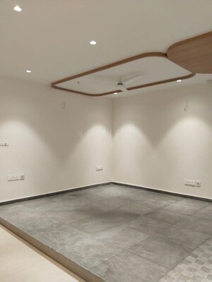 Room in 4 BHK Apartment at DSR The Classe, Narsingi – for Sale