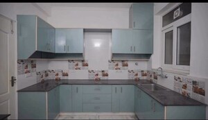 Kitchen in 3 BHK Apartment at DLF City Phase IV, Dlf Phase iv – for Rent