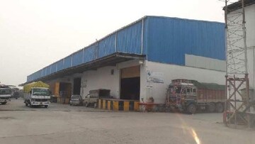  Warehouse For Sale in Amausi