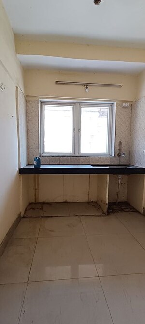 Room in 1 BHK Apartment at Royal Palms Diamond Isle Phase III, Goregaon East – for Rent