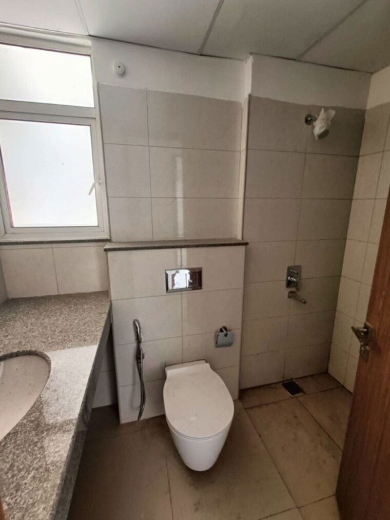 Bathroom, godrej-woods 2 Bedroom 1044 Sq.Ft. Apartment In Sector 43 Noida 9840664