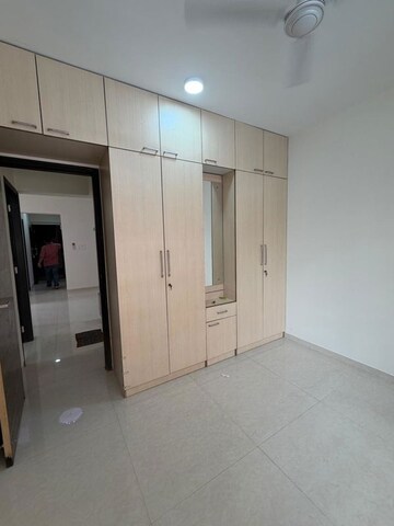 Room in 2.5 BHK Apartment at Meena Parvati Sadan, Chembur – for Rent