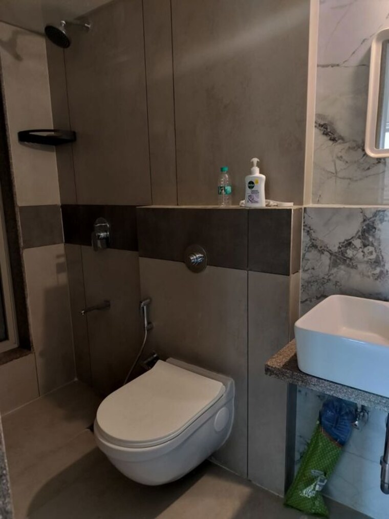 Bathroom, gurukrupa-marina-enclave 2 Bedroom 618 Sq.Ft. Apartment In Malad West Mumbai 9840745