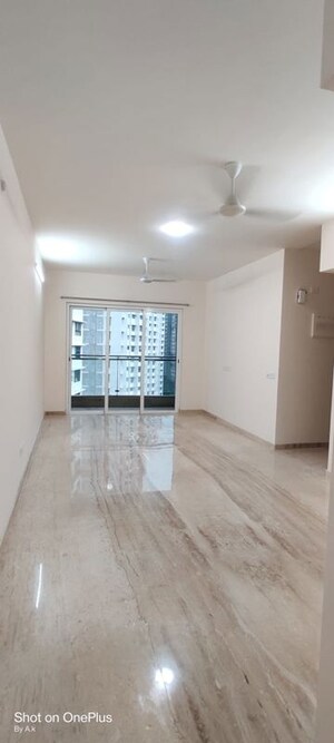 Room in 2 BHK Apartment at L&T Emerald Isle, Powai – for Rent