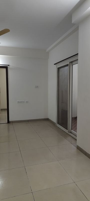 Room in 2 BHK Apartment at Cambridge Layout – for Rent