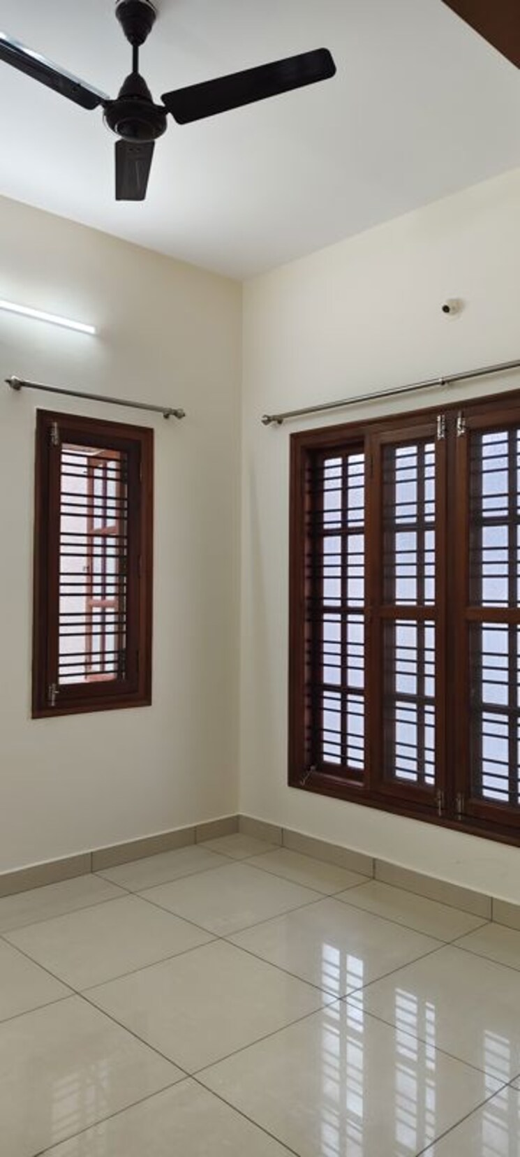 Room, cambridge layout 2 Bedroom 1200 Sq.Ft. Apartment In Cambridge Layout Bangalore 9840834