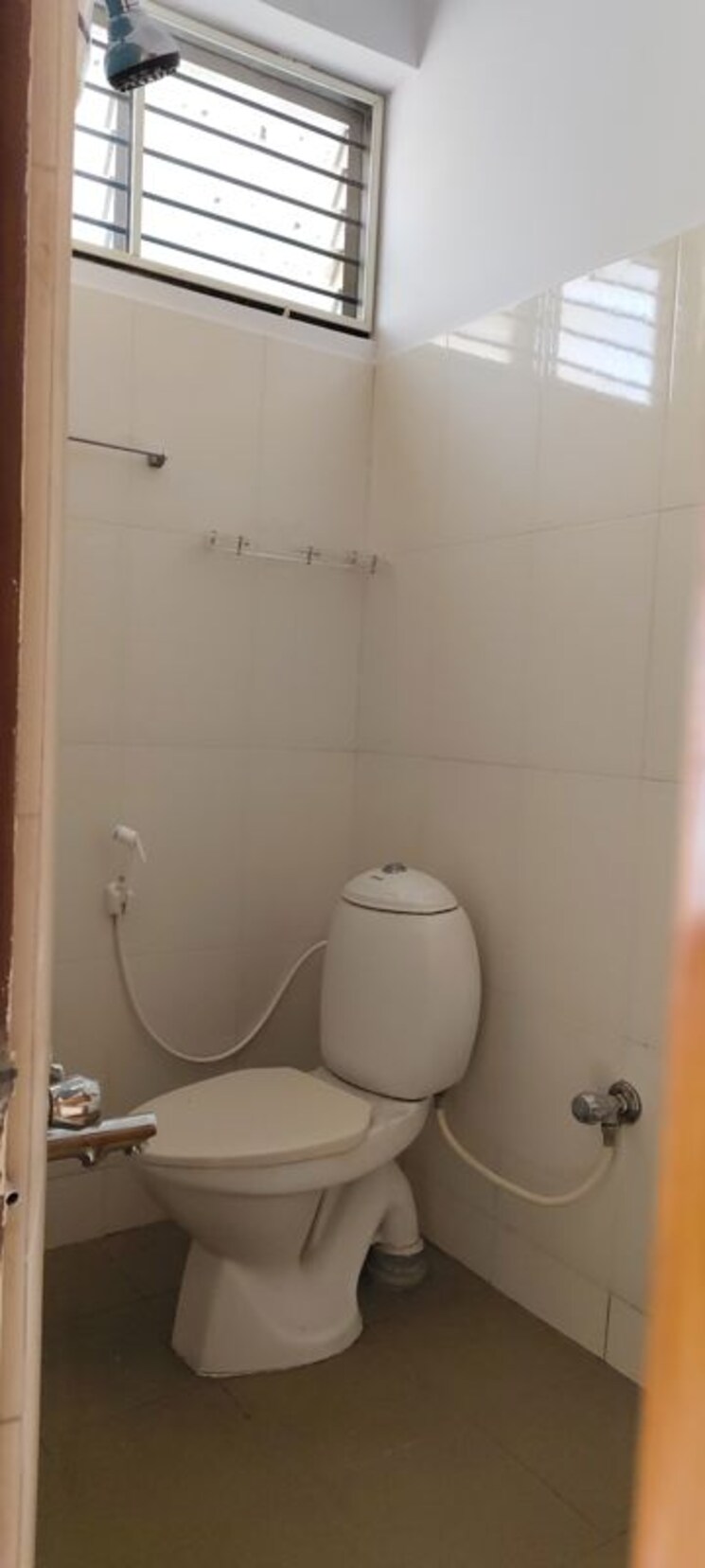Bathroom, cambridge layout 2 Bedroom 1200 Sq.Ft. Apartment In Cambridge Layout Bangalore 9840834