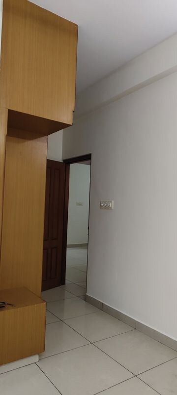 Room in 2 BHK Apartment at Cambridge Layout – for Rent