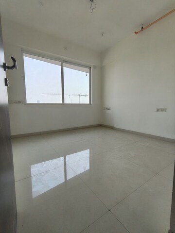 Room in 2 BHK Apartment at Tridhaatu Morya, Chembur – for Rent