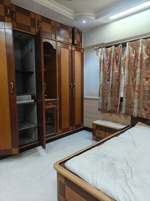 Building Lobby in 3 BHK Apartment at Kalpataru Classic, Malad West – for Rent