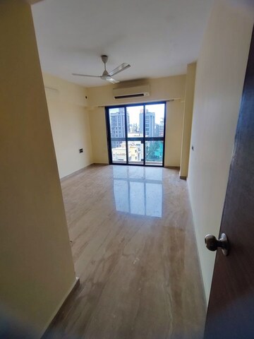 Bedroom in 4 BHK Apartment at Shankar Vilas CHS, Chembur – for Sale