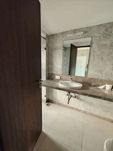 Furnished Amenities in 3 BHK Apartment at Dheeraj Insignia, Bandra East – for Rent