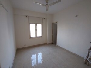 Room in 3 BHK Apartment at Tulip Orange, Sector 70 – for Rent