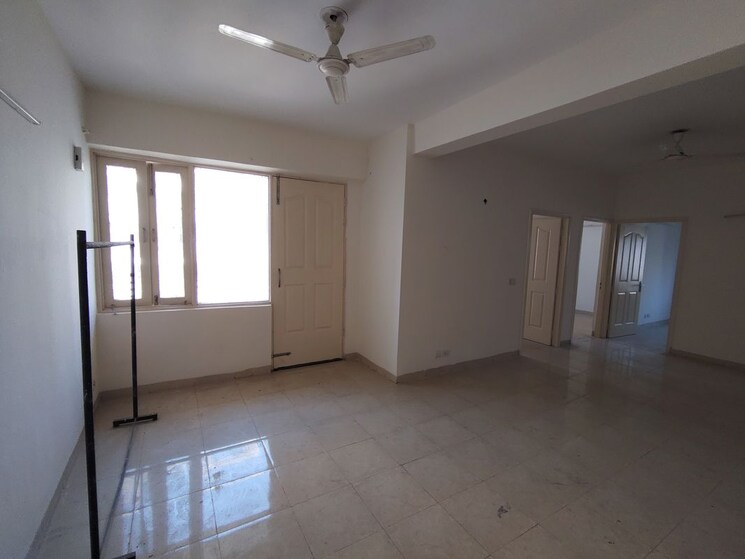 Room, tulip-orange 3 Bedroom 1137 Sq.Ft. Apartment In Sector 70 Gurgaon 9840925