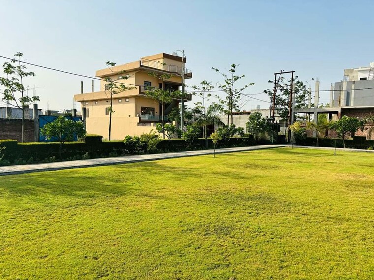 Garden, wing-lucknow-greens-plots  1250 Sq.Ft. Plot In Sultanpur Road Lucknow 9840931