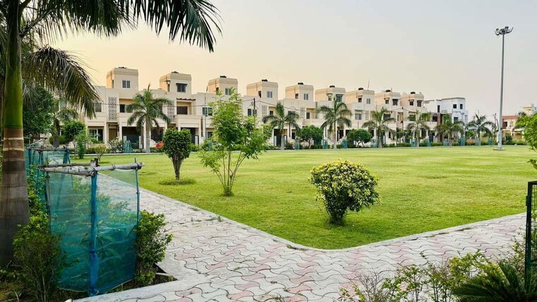 Garden, wing-lucknow-greens-plots  1250 Sq.Ft. Plot In Sultanpur Road Lucknow 9840931