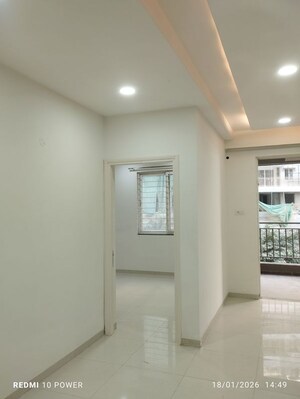 Room in 2.5 BHK Apartment at Aparna Cyberscape, Nallagandla – for Rent