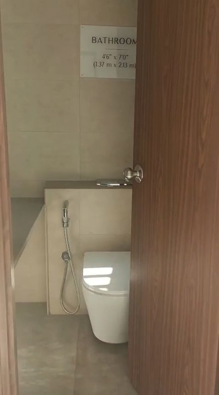 Bathroom, kalpataru-srishti-namaah 3 Bedroom 979 Sq.Ft. Apartment In Mira Road Thane 9840951