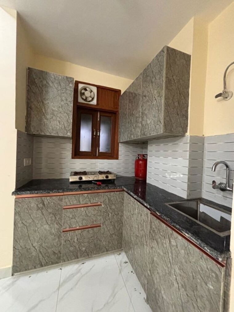 Kitchen, saket 1 Bedroom 420 Sq.Ft. Builder Floor In Saket Delhi 9840952