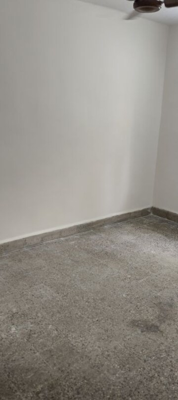 Room in 1 BHK Apartment at Shreerang CHS, Shrirang Society – for Sale