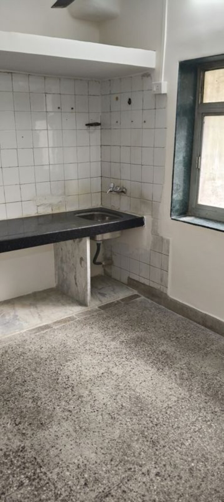 Kitchen, shreerang-chs 1 Bedroom 500 Sq.Ft. Apartment In Shrirang Society Thane 9840957