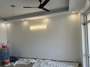 Room in 3 BHK Apartment at ERA Redwood Residency, Sector 78 – for Sale