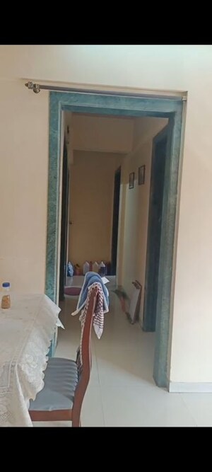 Furnished Amenities in 2 BHK Apartment at Yashraj Park CHS, Kasarvadavali – for Rent