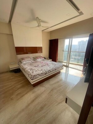 Bedroom in 5 BHK Apartment at Sabari Ashville, Chembur – for Sale
