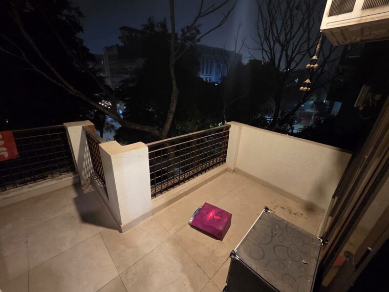 Master Bedroom, sushant lok ii 2.5 Bedroom 204 Sq.Yd. Builder Floor In Sushant Lok ii Gurgaon 9841014