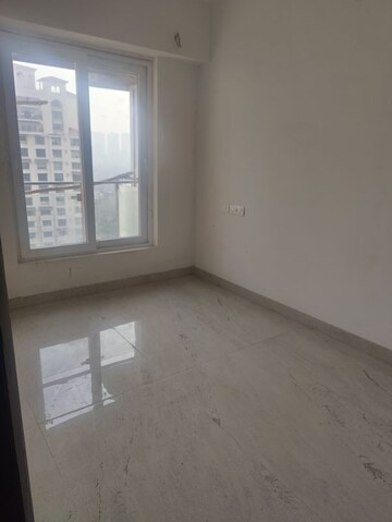 Room in 2.5 BHK Apartment at ND Palai Towers, Goregaon West – for Sale