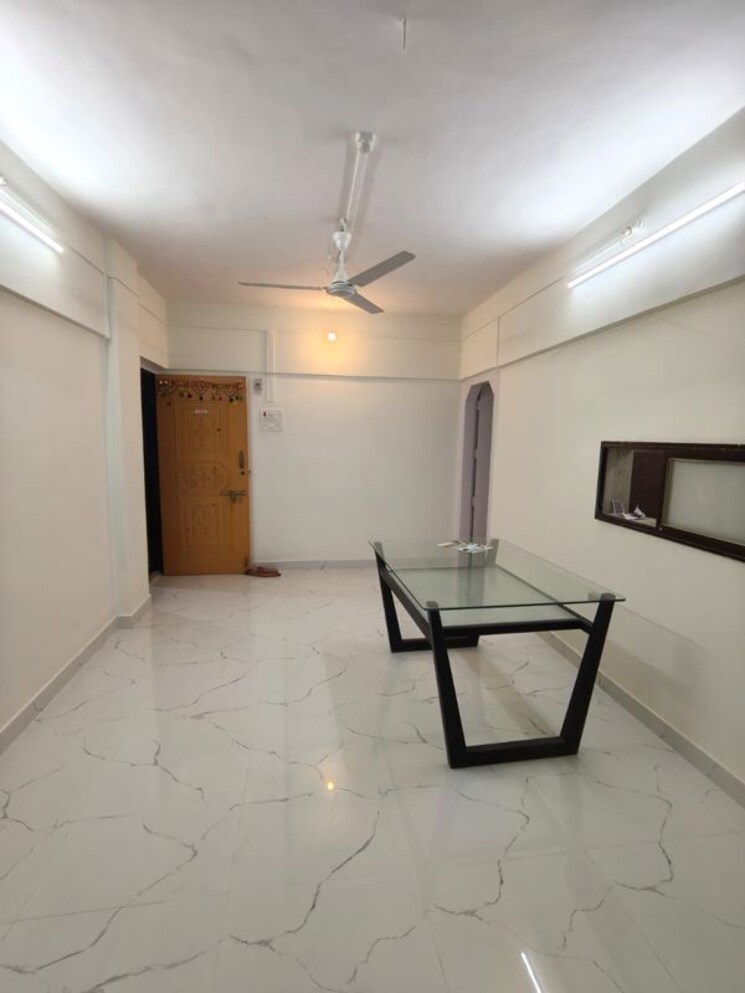 Room, mandapeshwar 2 Bedroom 725 Sq.Ft. Apartment In Mandapeshwar Mumbai 9841053