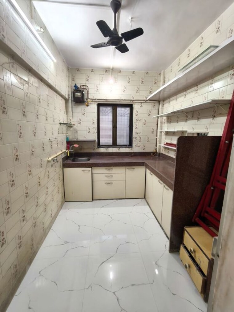 Kitchen, mandapeshwar 2 Bedroom 725 Sq.Ft. Apartment In Mandapeshwar Mumbai 9841053