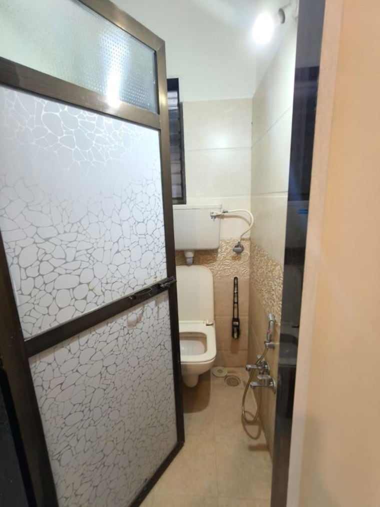 Bathroom, mandapeshwar 2 Bedroom 766 Sq.Ft. Apartment In Mandapeshwar Mumbai 9841056
