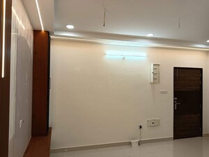 Room in 2 BHK Apartment at Greenmark Mayfair Apartments, Tellapur – for Sale