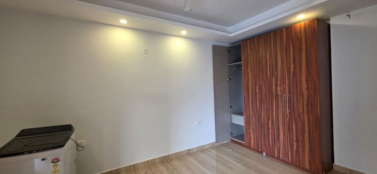 Room, saket 1 Bedroom 450 Sq.Ft. Builder Floor In Saket Delhi 9841097