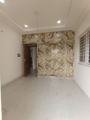 Room in 2 BHK Apartment at Kondapur – for Rent