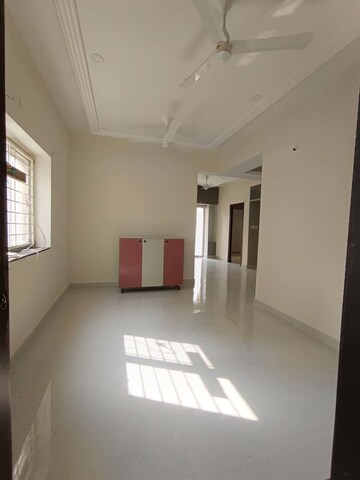 Building Lobby in 2 BHK Apartment at Kondapur – for Rent
