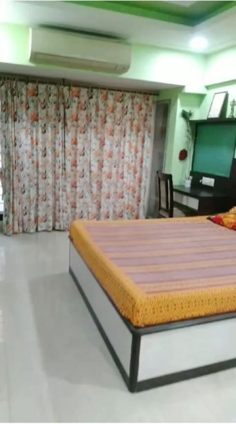 Bedroom, kritika-solitaire 4 Bedroom 2600 Sq.Ft. Apartment In Chembur Mumbai 9841080