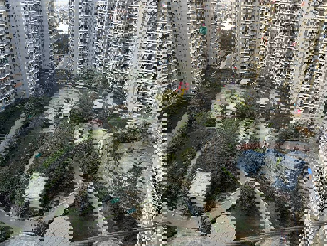 3 BHK 1750 Sq.Ft. Apartment in Shipra Srishti