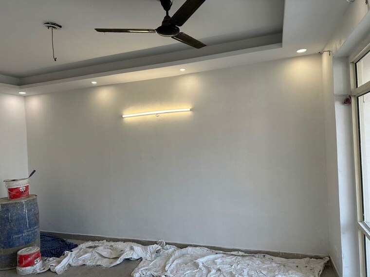 Room, era-redwood-residency 3 Bedroom 1570 Sq.Ft. Apartment In Sector 78 Faridabad 9841346