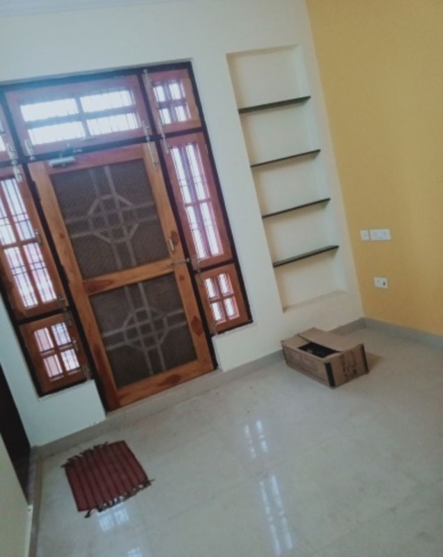 1 BHK + Study Room Villa For Rent in Aliganj