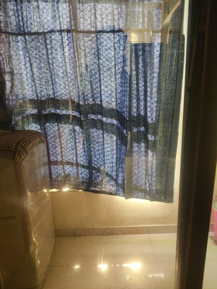 Other, badlapur east 1 Bedroom 600 Sq.Ft. Apartment In Badlapur East Thane 9841311