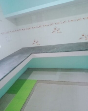 Swimming Pool in 1 BHK Villa at Aliganj – for Rent