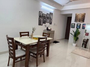 Room in  Pg at Sunteck City Avenue 1, Goregaon West – for Rent