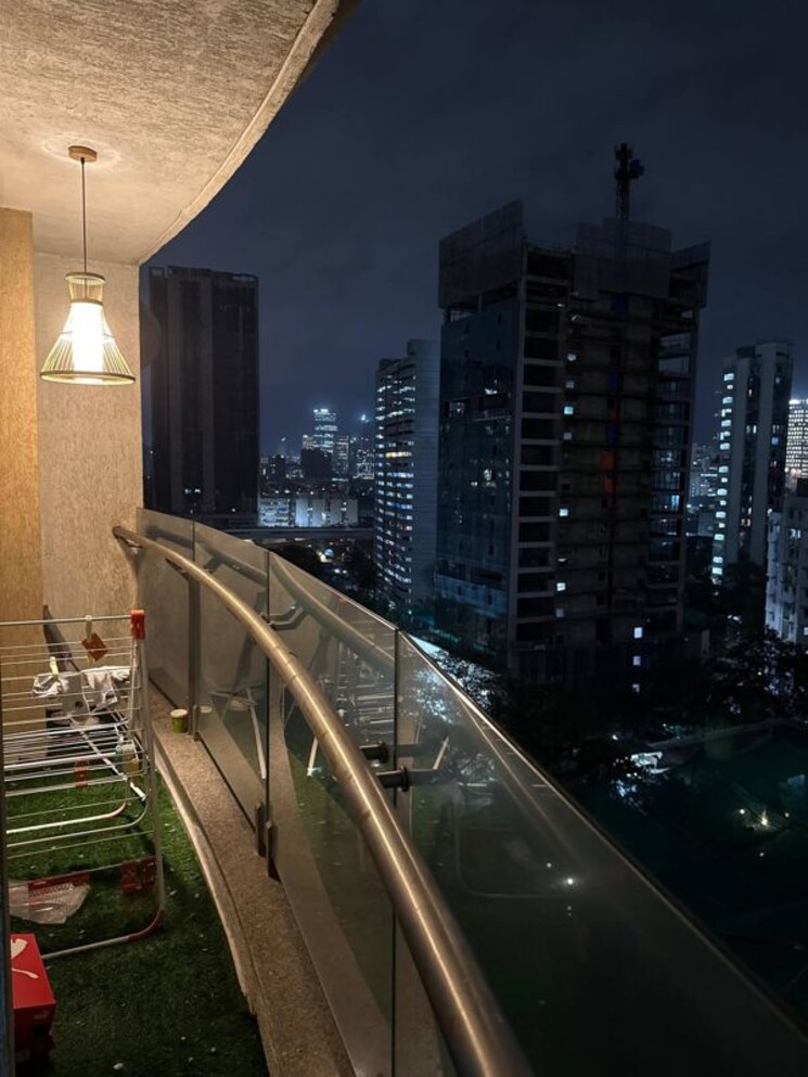 Room, sunteck-city-avenue-1 Pg For Boys & Girls In Goregaon West 9841424