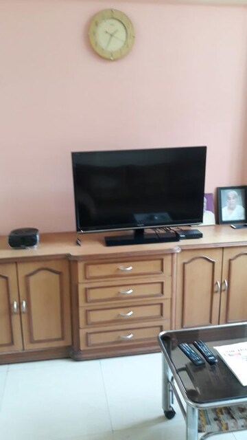 Furnished Amenities in 1 BHK Apartment at Sandeep Terrace, Chembur – for Rent