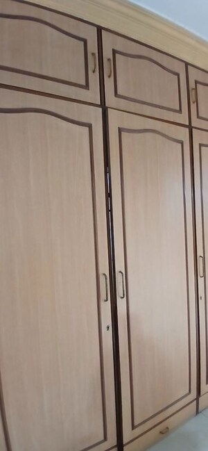 Building Lobby in 1.5 BHK Apartment at Uttam CHS Chembur, Chembur – for Rent