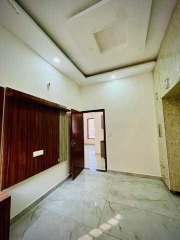 Room in 3 BHK Independent House at Sector 123 – for Sale