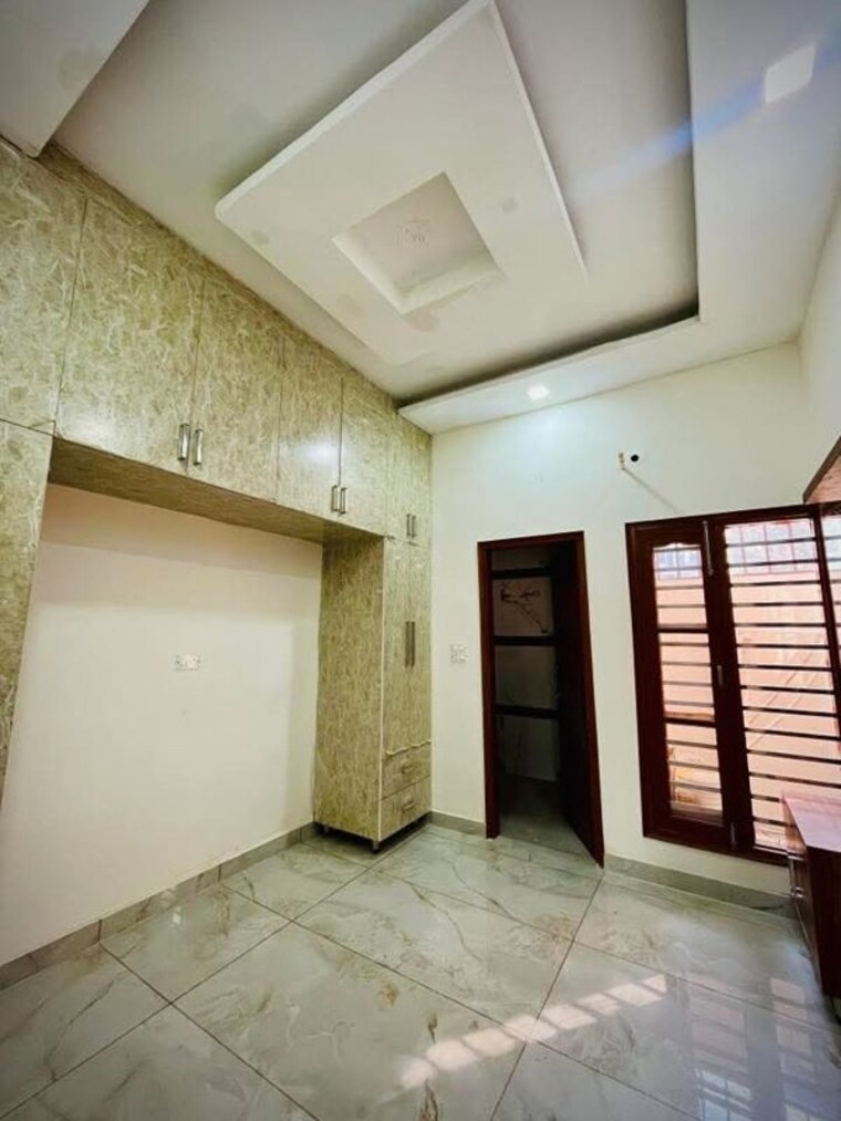 Room, sector 123 3 Bedroom 85 Sq.Yd. Independent House In Sector 123 Mohali 9841456